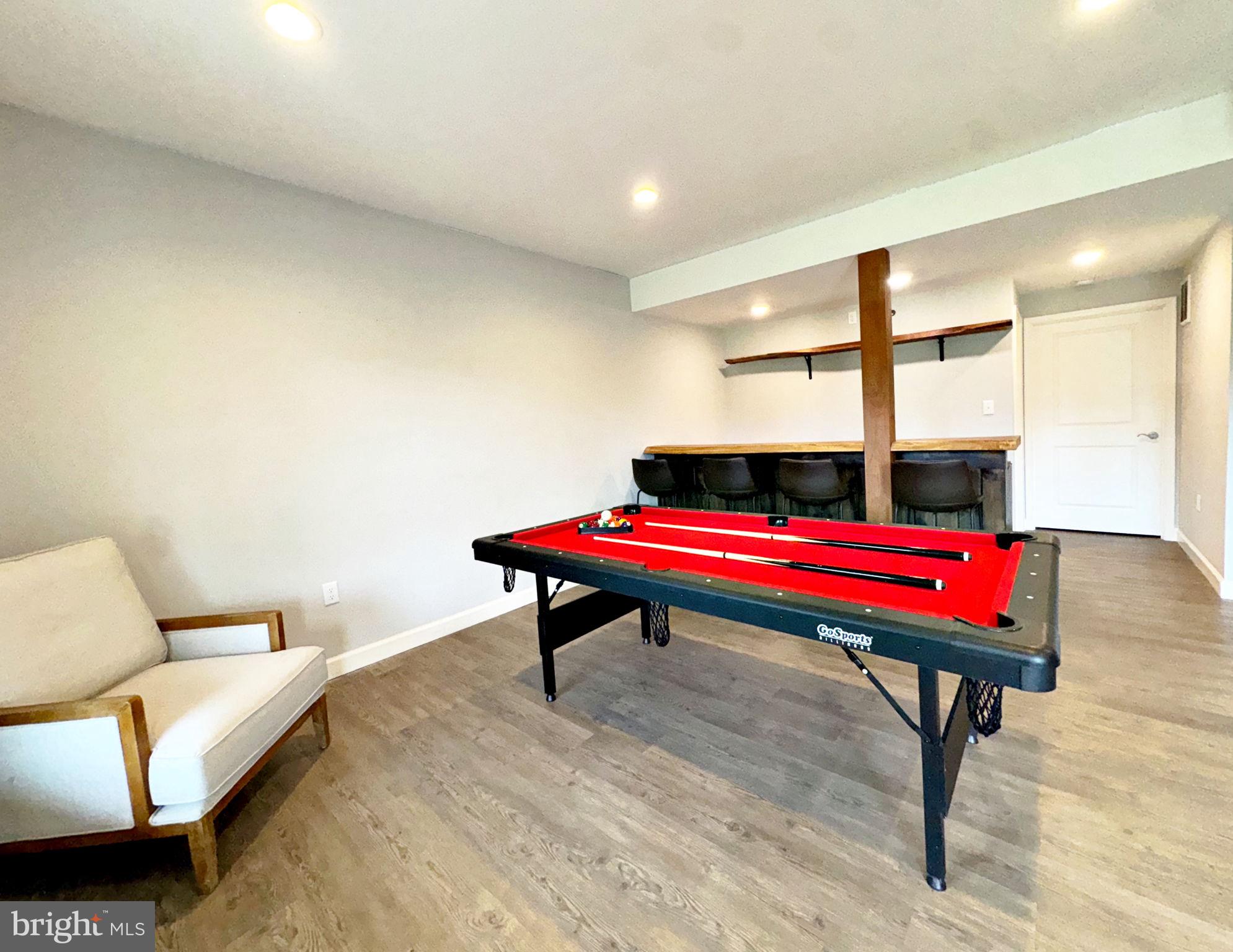 HIDDEN RIVER FARM - Residential