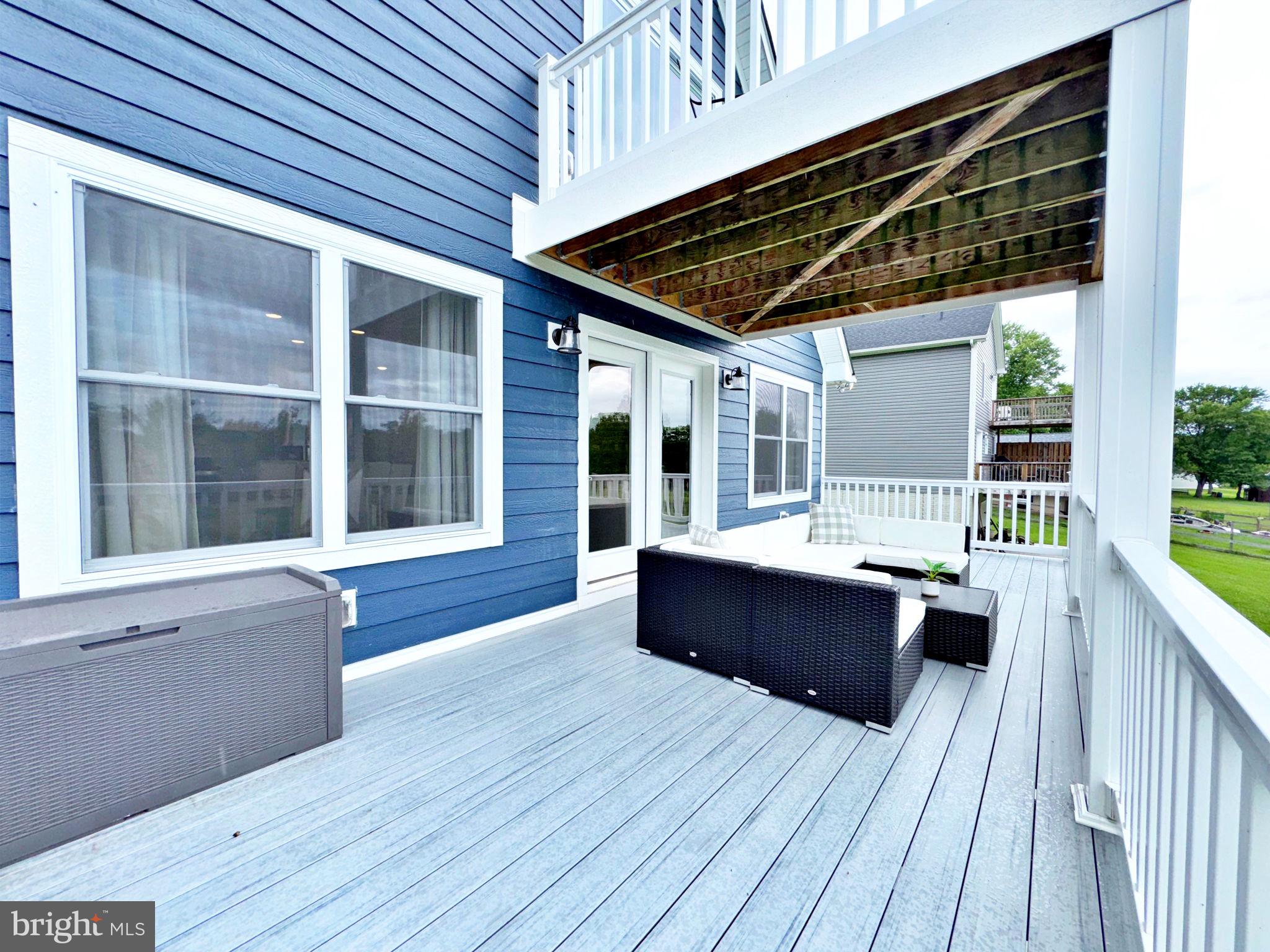 HIDDEN RIVER FARM - Residential