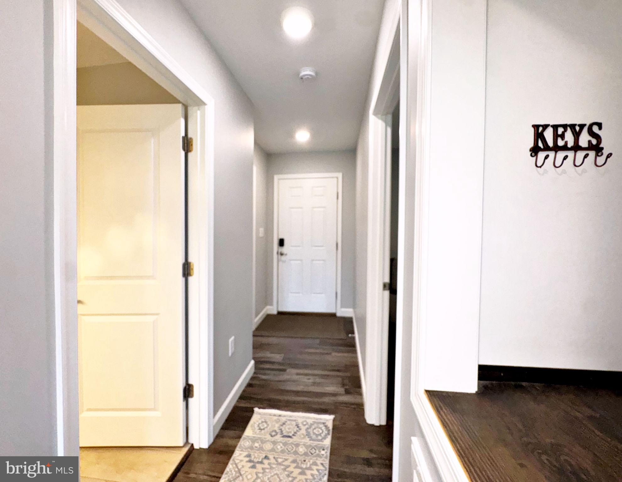 HIDDEN RIVER FARM - Residential