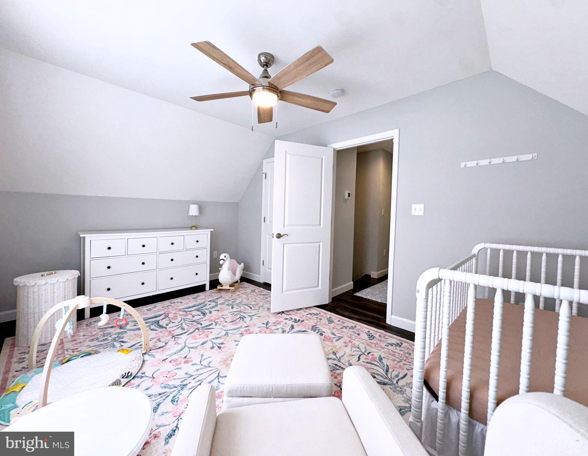 HIDDEN RIVER FARM - Residential