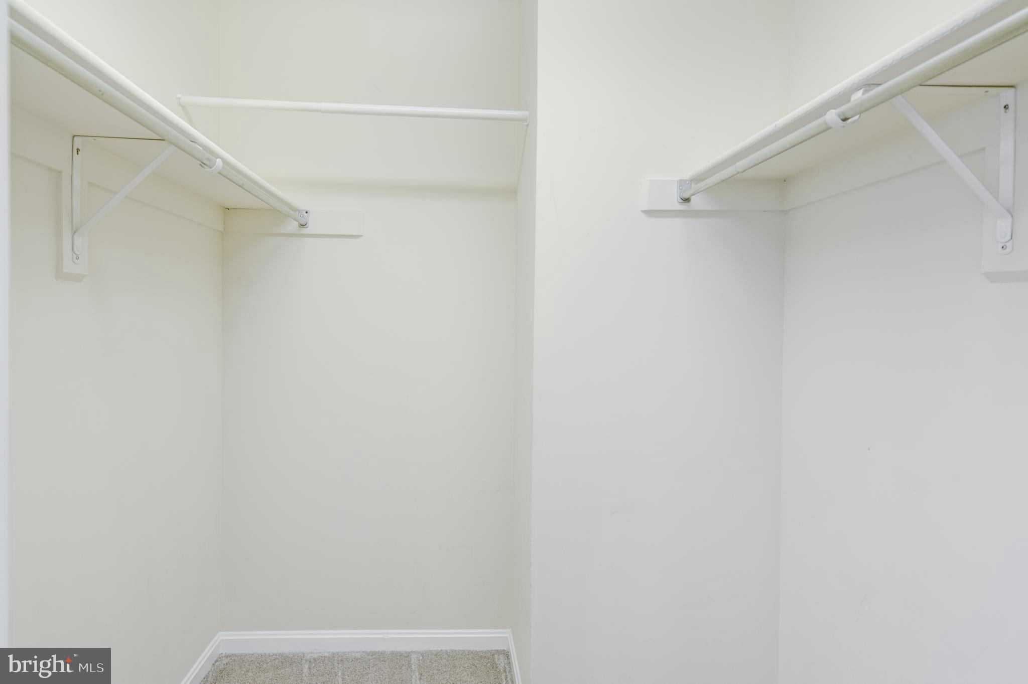 KINGSTOWNE - Residential Lease