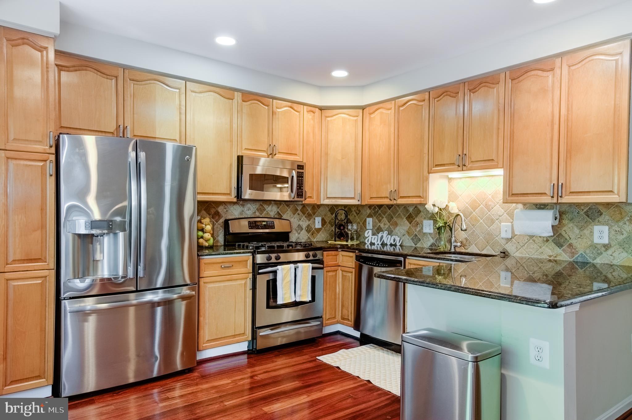 KINGSTOWNE - Residential Lease