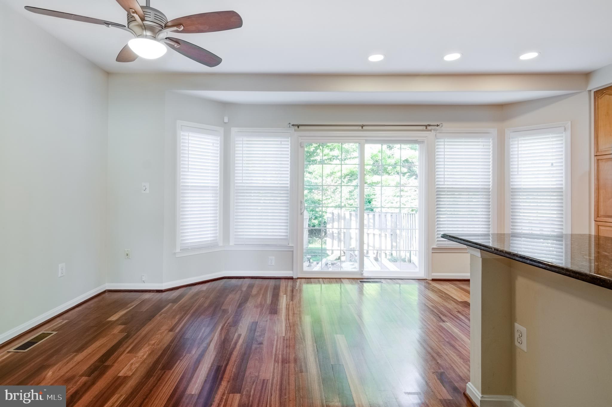 KINGSTOWNE - Residential Lease