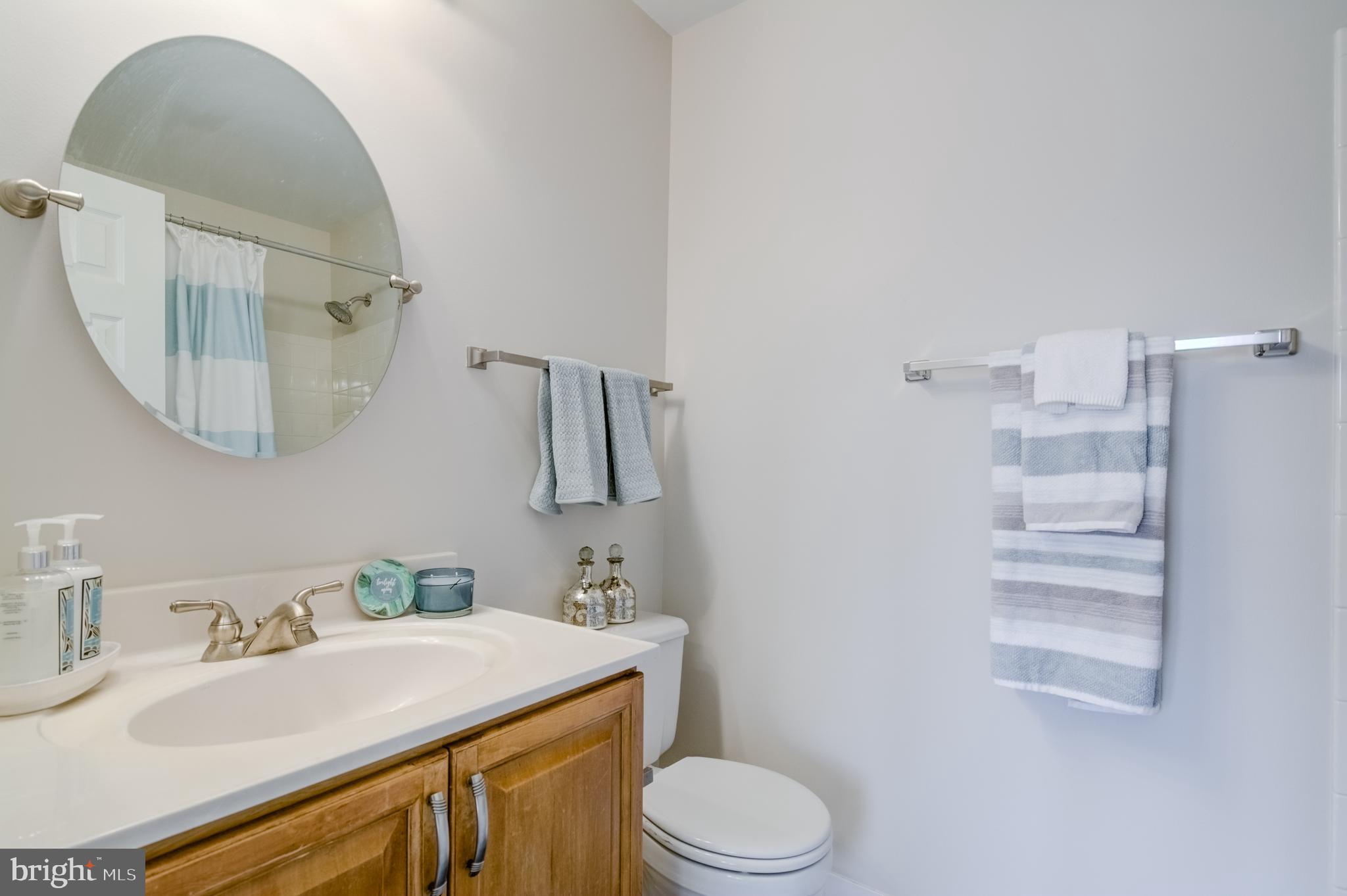 KINGSTOWNE - Residential Lease