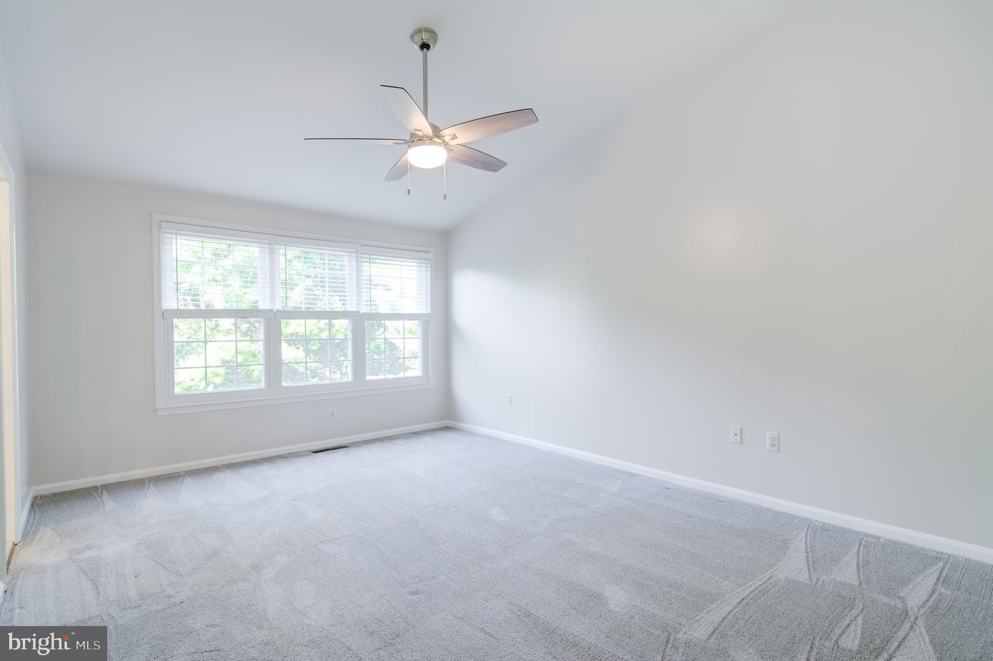 KINGSTOWNE - Residential Lease