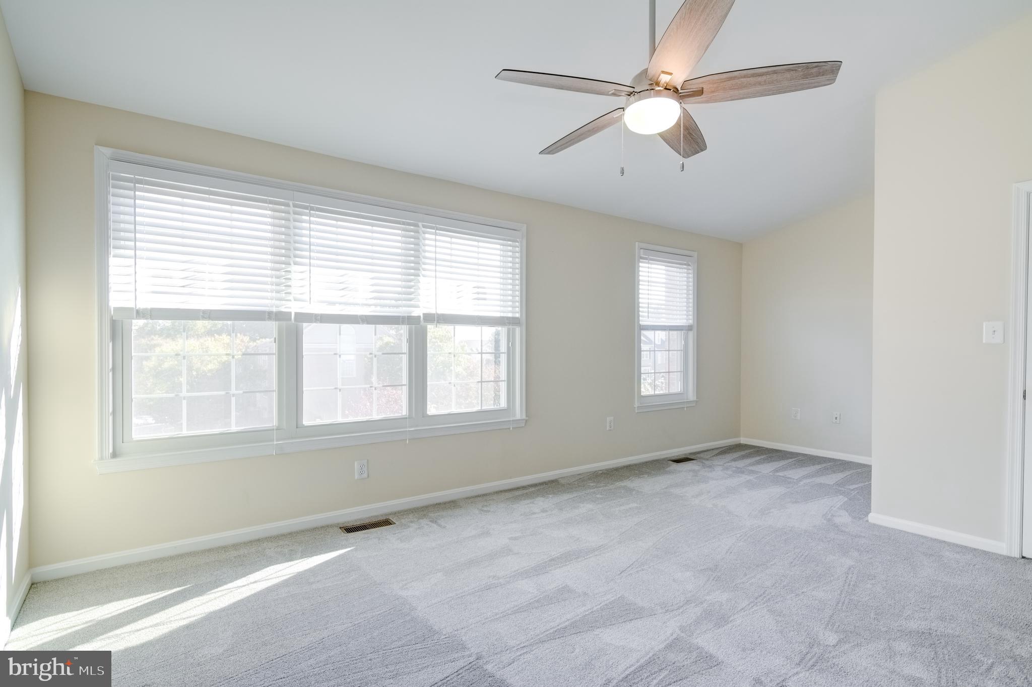 KINGSTOWNE - Residential Lease