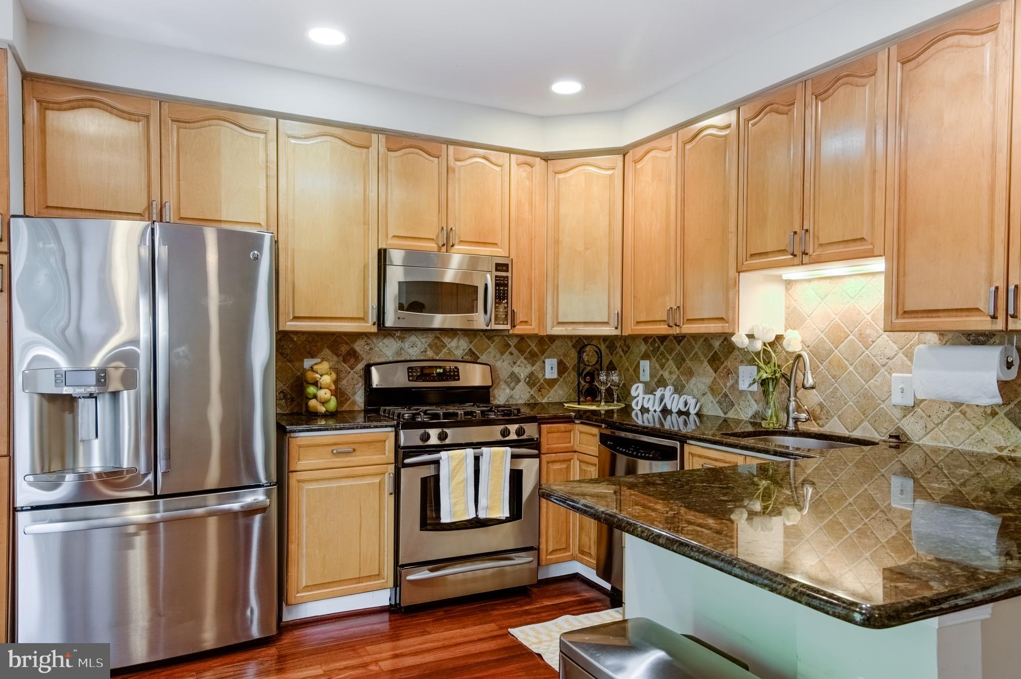 KINGSTOWNE - Residential Lease