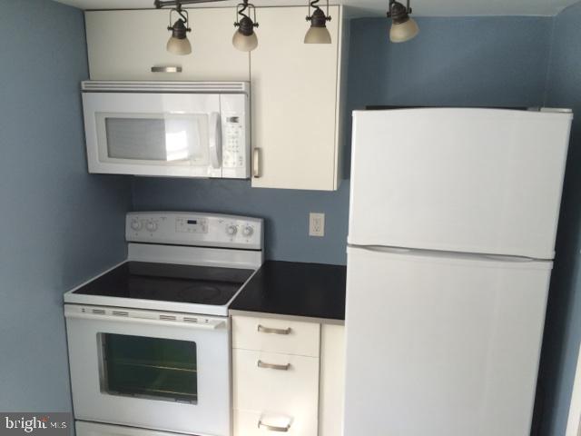 NORTH END - Residential Income