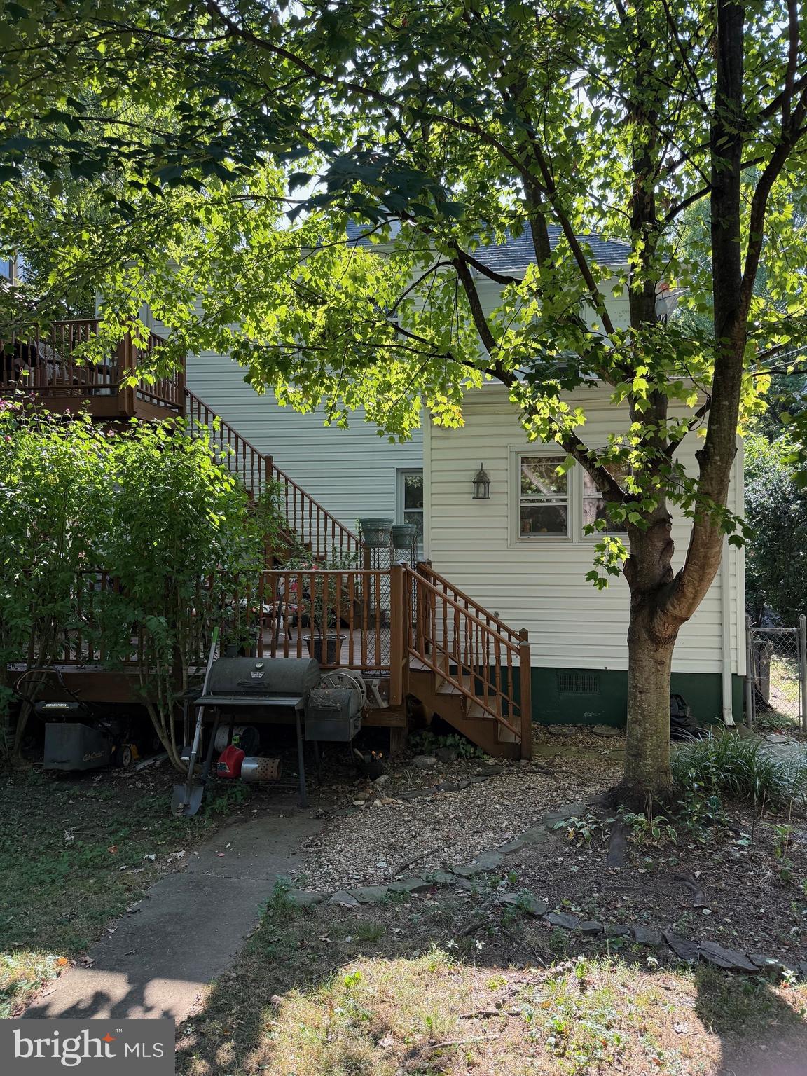 NORTH END - Residential Income