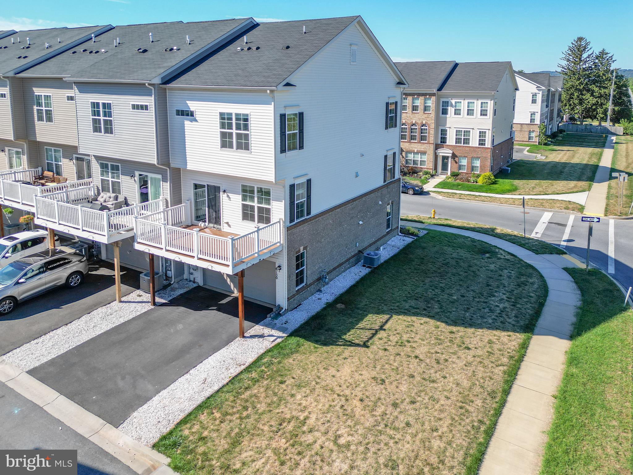 JEFFERSON PLACE - Residential