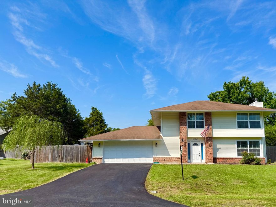 Discover your dream home! This beautifully renovated, move-in-ready residence is a perfect blend of modern luxury and timeless charm.
Step inside and be captivated by the 2,100+ square feet of spacious living, featuring four inviting bedrooms and two and a half baths. The heart of the home is a stunning, fully renovated kitchen boasting sleek stainless steel appliances and endless cabinetry. Unwind in the oversized sunroom, a sun-drenched oasis with an extra split HVAC system, offering a versatile space for all seasons.
Outside, the home sits on a sprawling 0.35-acre flat lot with a fully fenced backyard, creating a private retreat for outdoor activities. With all major systems updated in 2020, and a fresh, professional paint job and new carpet upstairs, this home is not just a house—it's a lifestyle waiting to be lived.