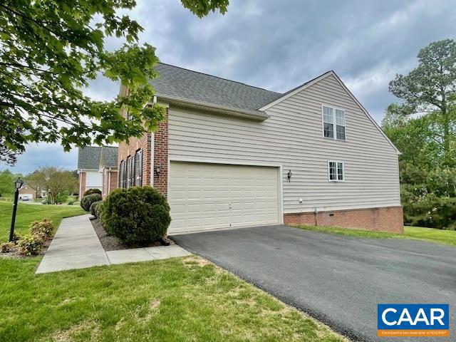 SPRING CREEK - Residential