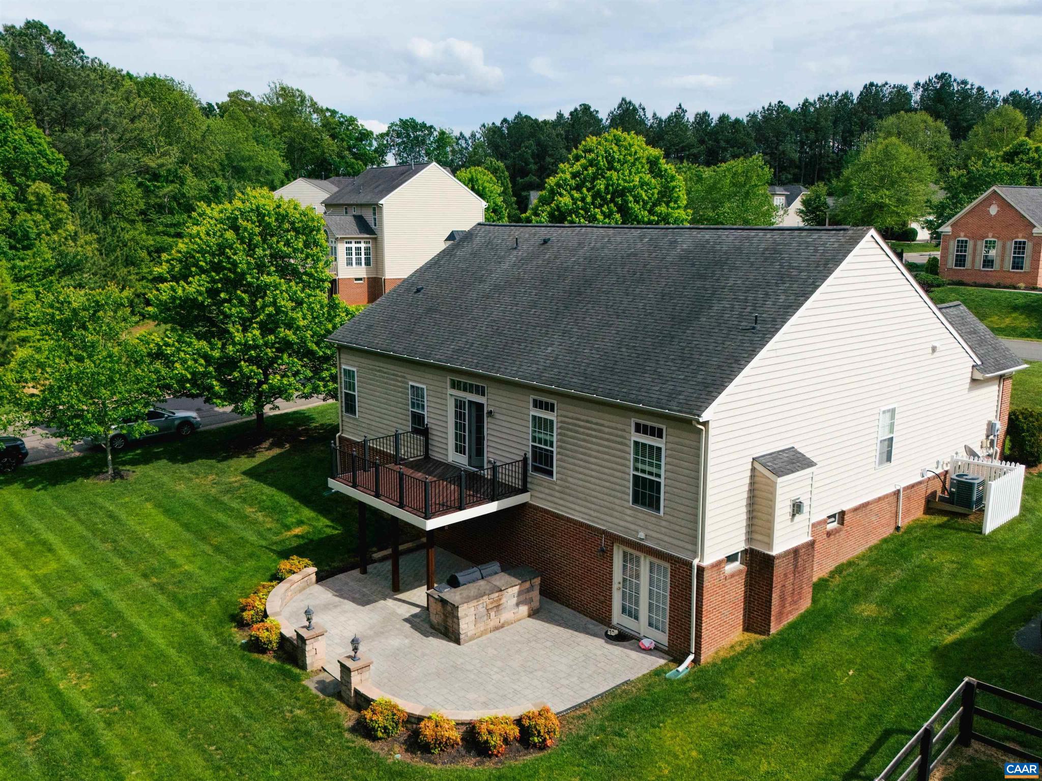 SPRING CREEK - Residential