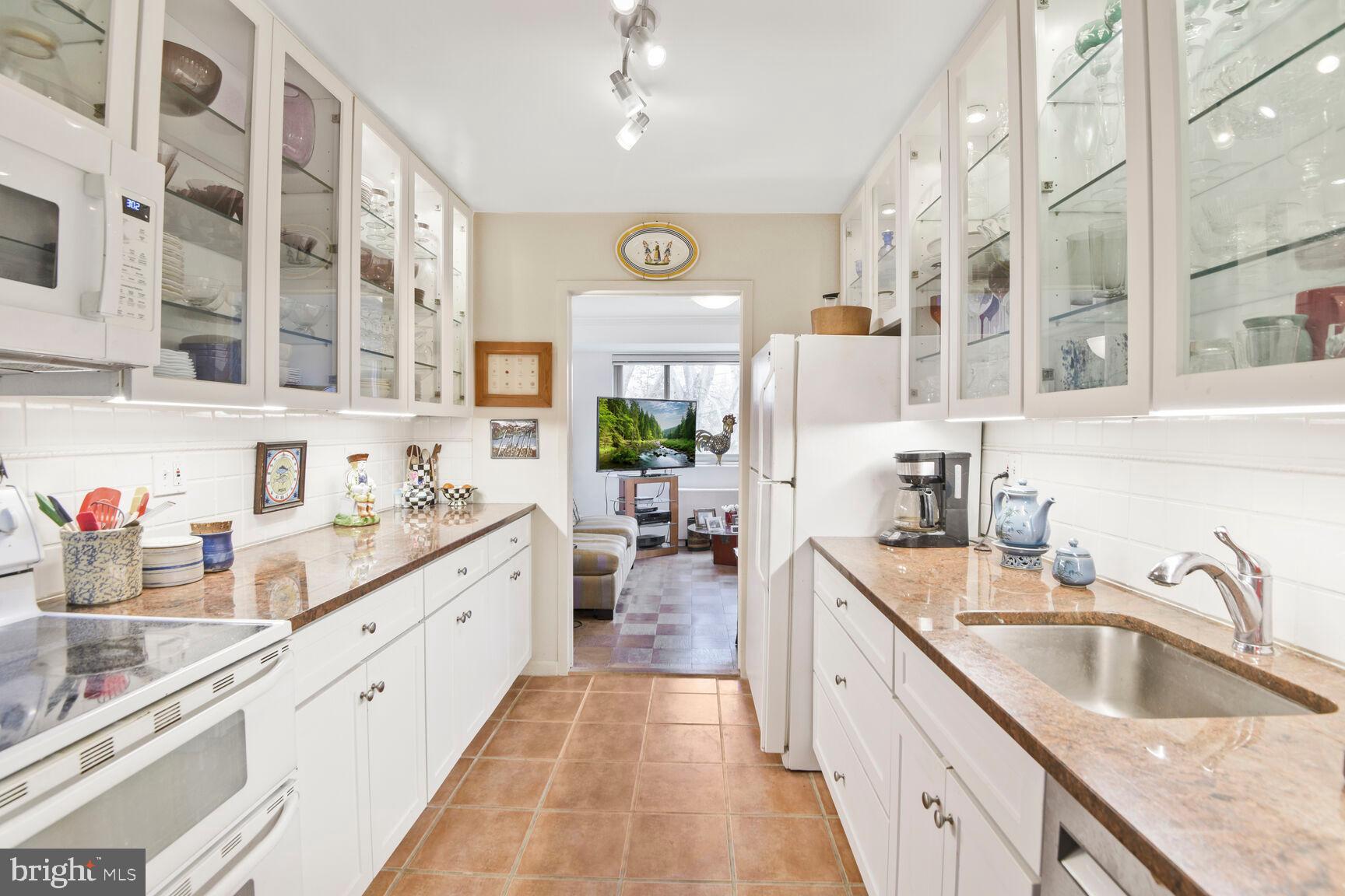 KENWOOD - Residential