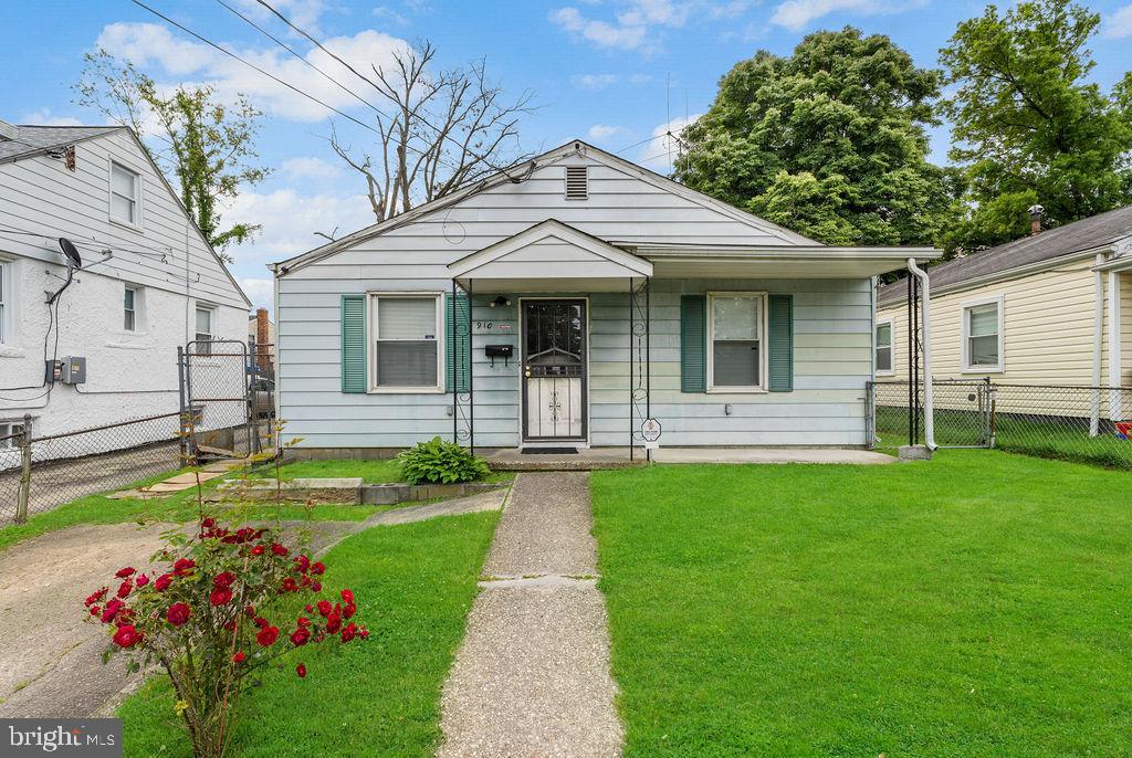 CAPITOL HEIGHTS - Residential