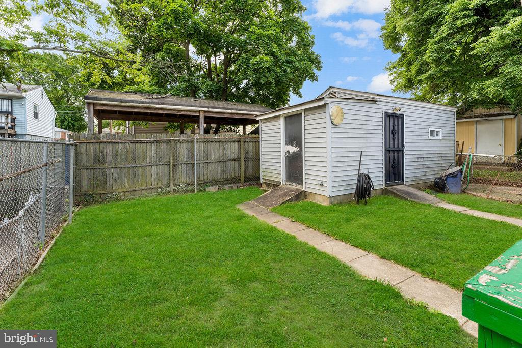 CAPITOL HEIGHTS - Residential