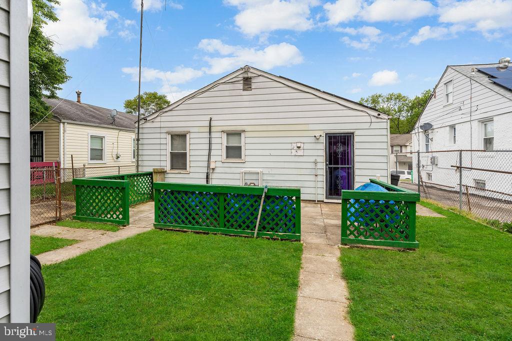 CAPITOL HEIGHTS - Residential