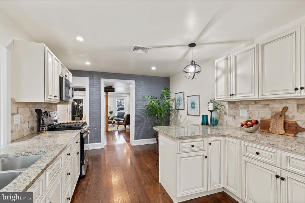 Photo of 219 N LIME ST, LANCASTER, PA 17602 (MLS # PALA2029612)