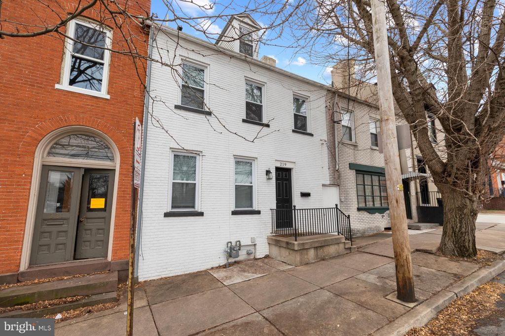 Photo of 219 N LIME ST, LANCASTER, PA 17602 (MLS # PALA2029612)