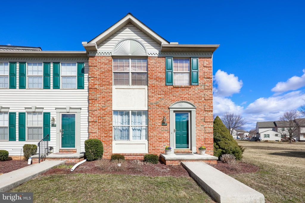 Photo of 628 Cobblestone Lane, LANCASTER, PA 17601 (MLS # PALA2063172)