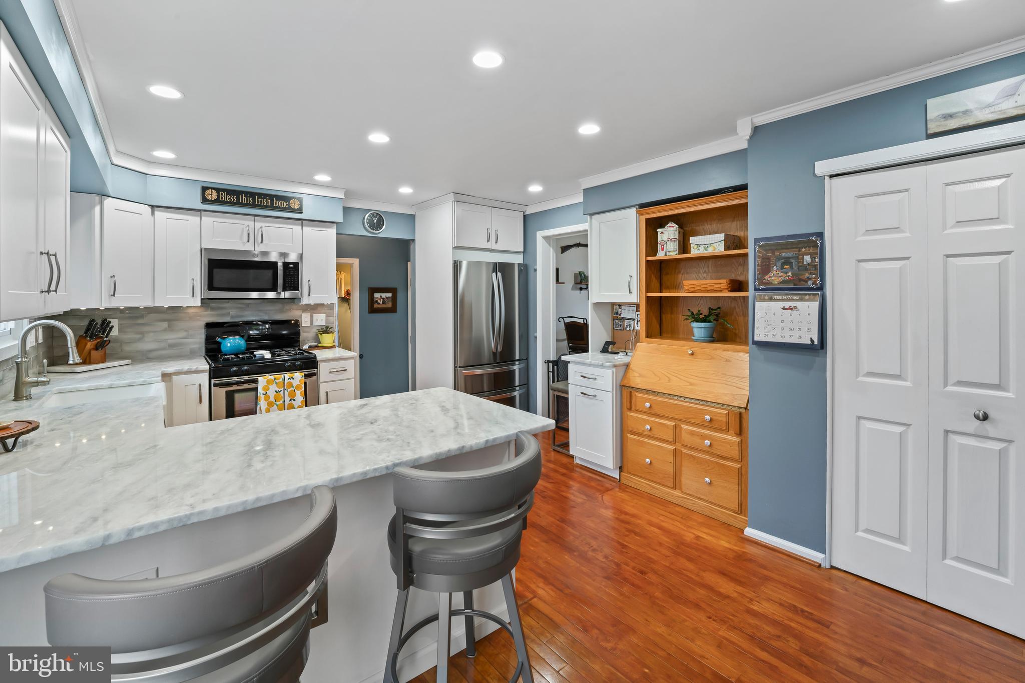 CABIN RUN ESTS - Residential