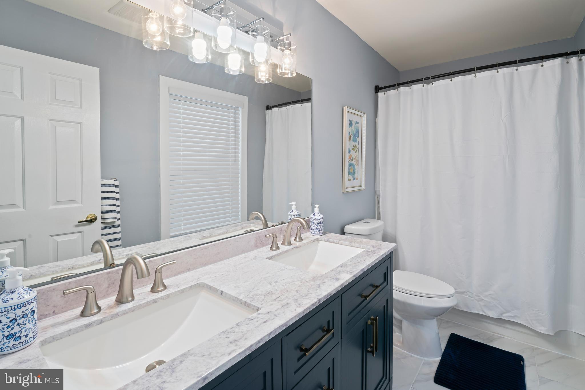 CABIN RUN ESTS - Residential