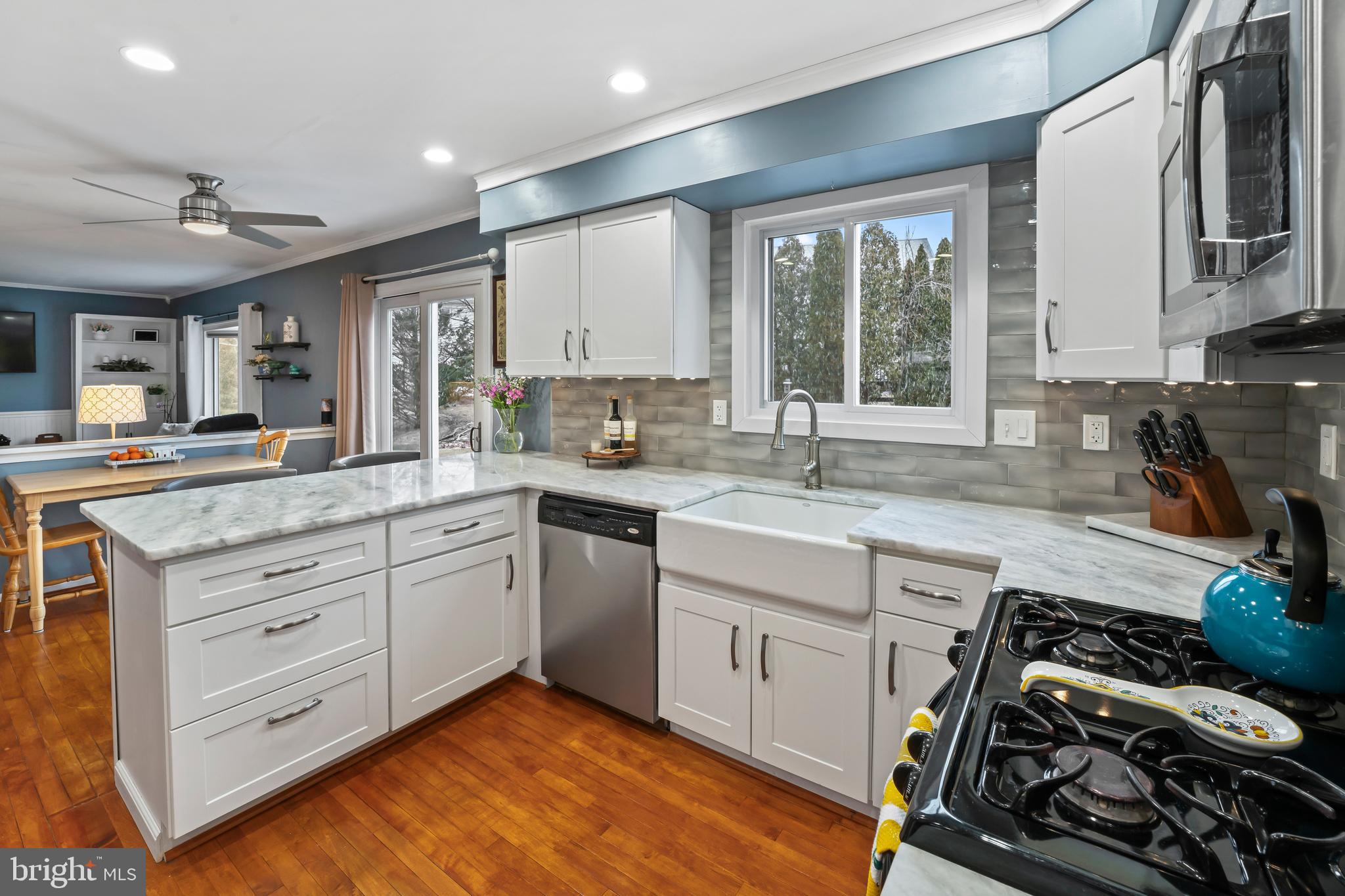 CABIN RUN ESTS - Residential