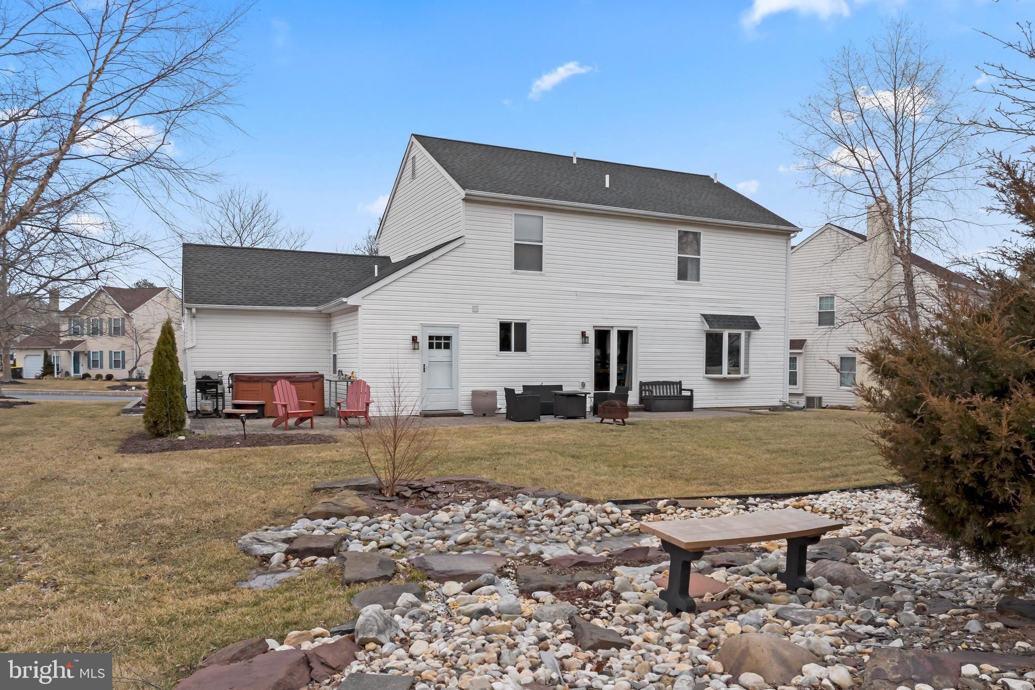 CABIN RUN ESTS - Residential