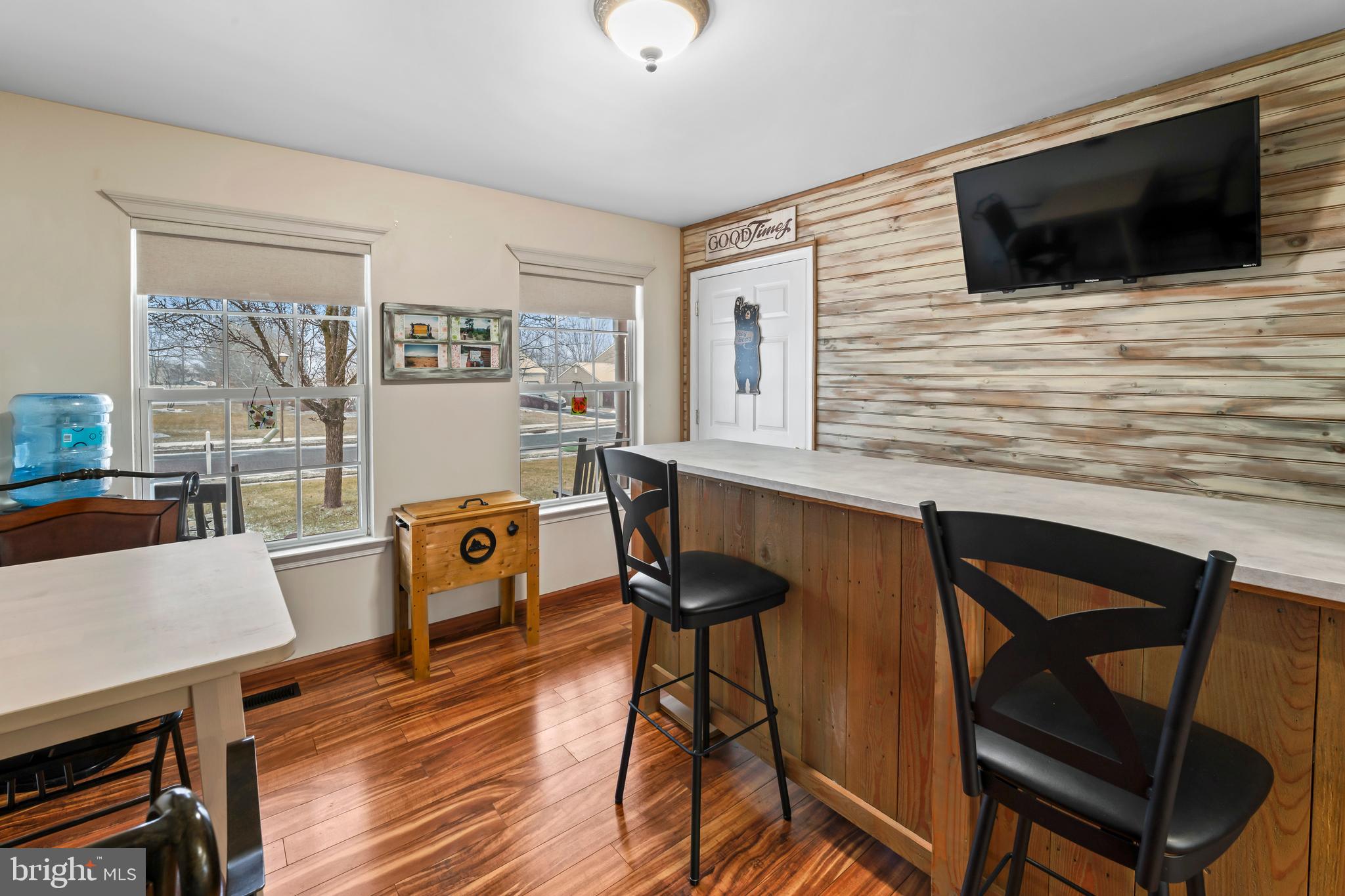 CABIN RUN ESTS - Residential