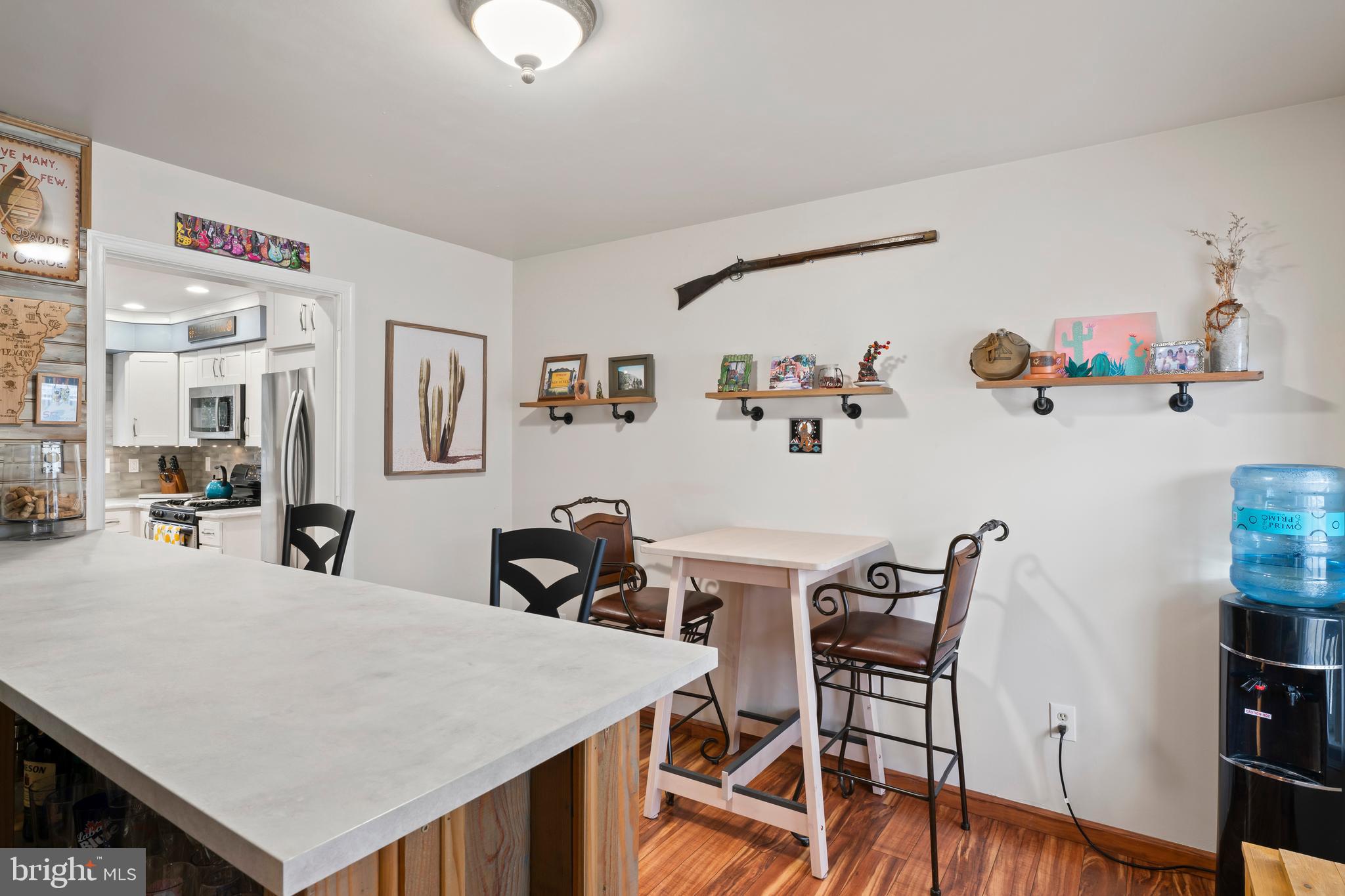 CABIN RUN ESTS - Residential