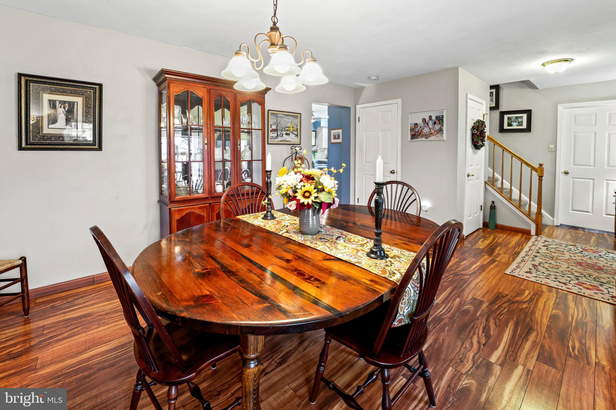 CABIN RUN ESTS - Residential