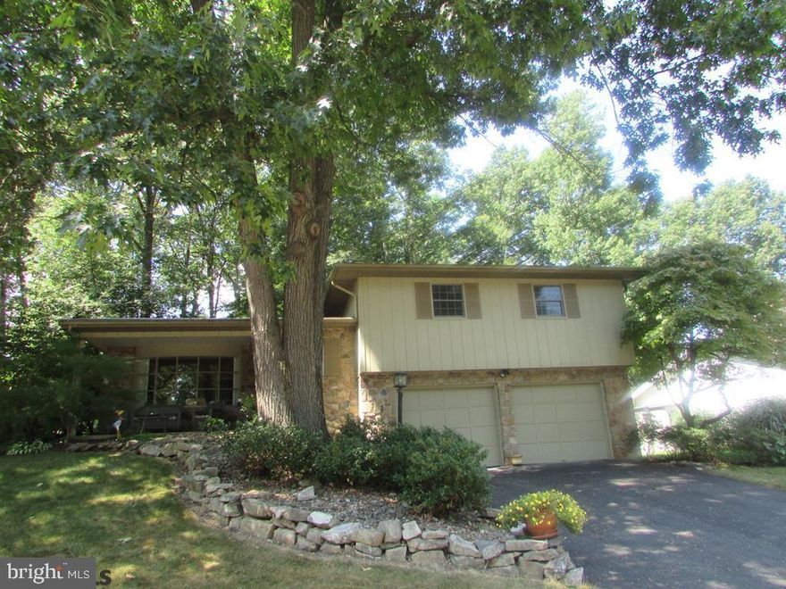 Well maintained home in Park Forest Village. Sit on the front porch and relax. This unique property boasts a striking stone fireplace in a welcoming family room. Step out in the wooded back yard to your private deck, patio, and firepit. Conveniently located near shopping, restaurants, schools, public swimming pool, I-99 and PSU. Move in ready so don't miss out!
