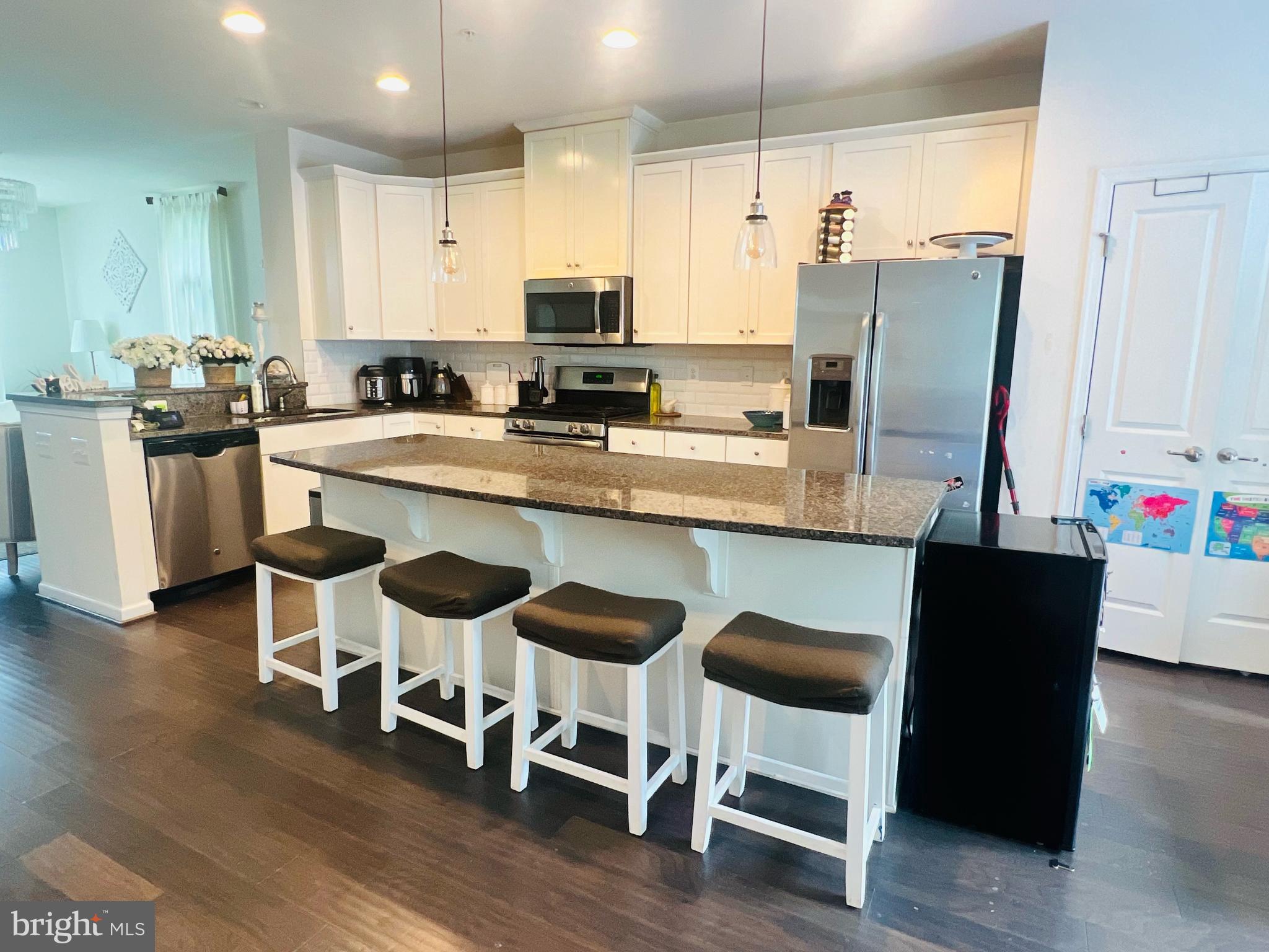 HOLLY RIDGE - Residential Lease