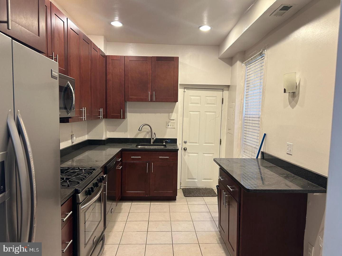 FEDERAL HILL HISTORIC DISTRICT - Residential Lease