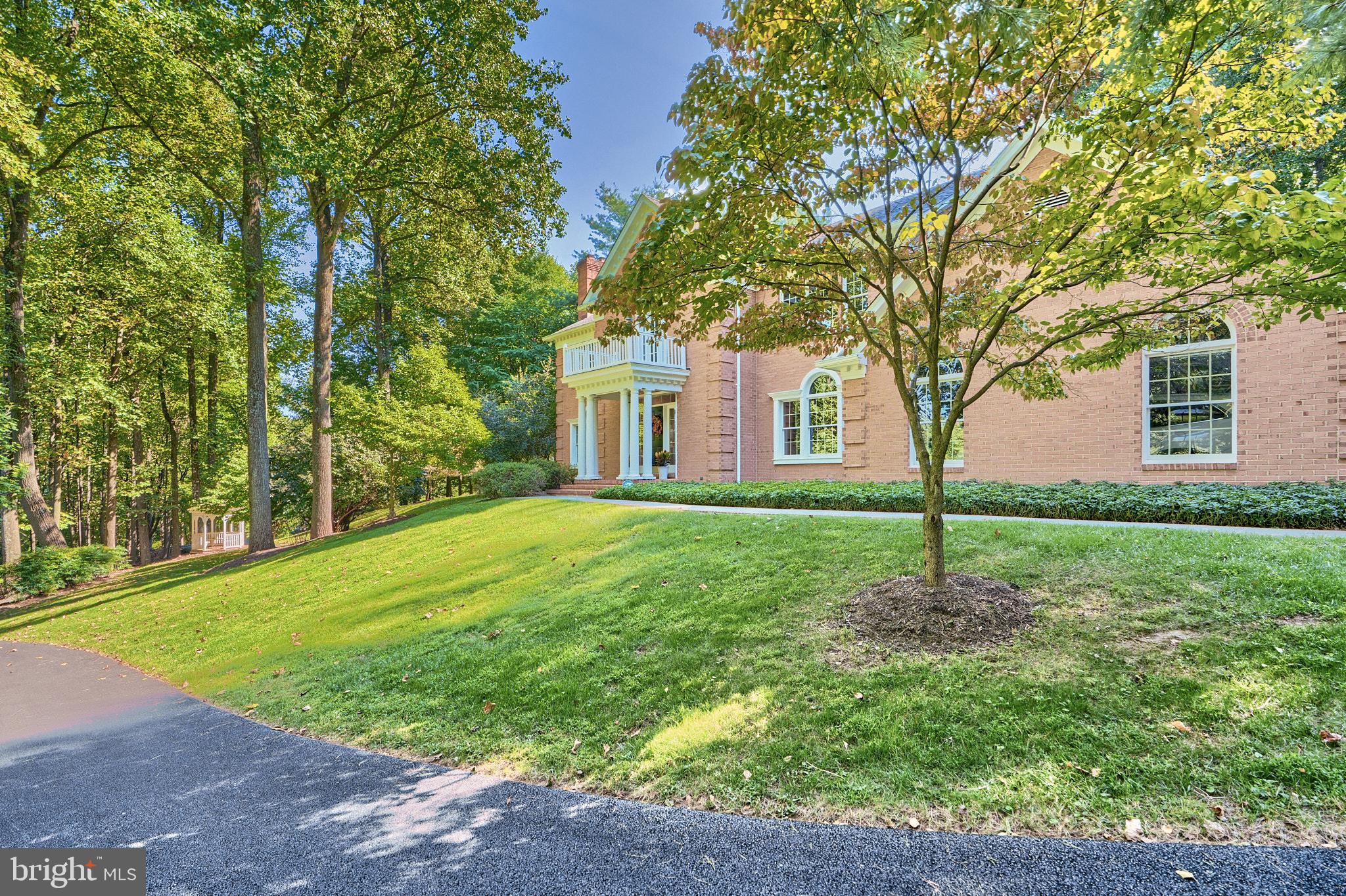 LAURELFORD - Residential