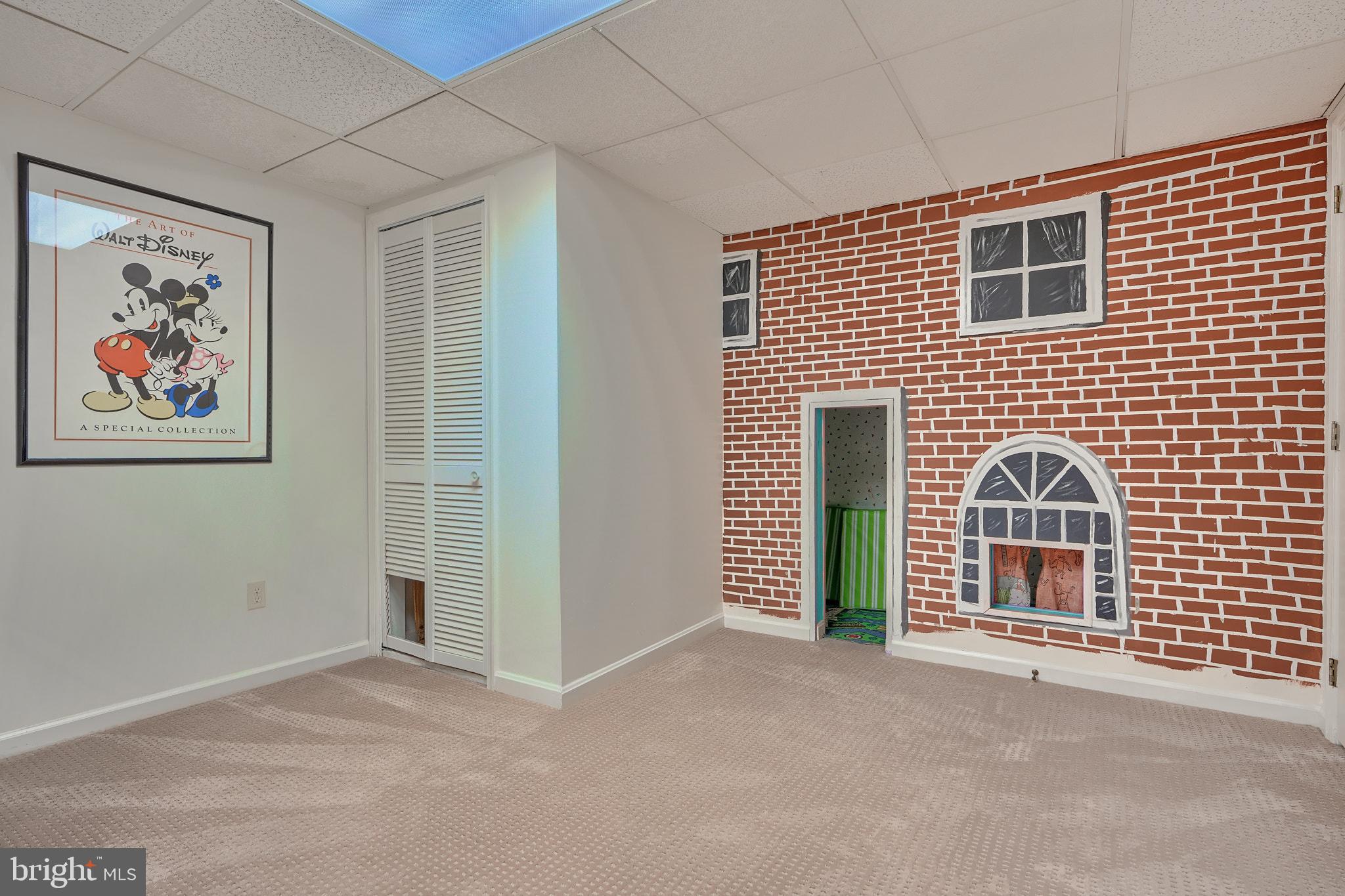 LAURELFORD - Residential