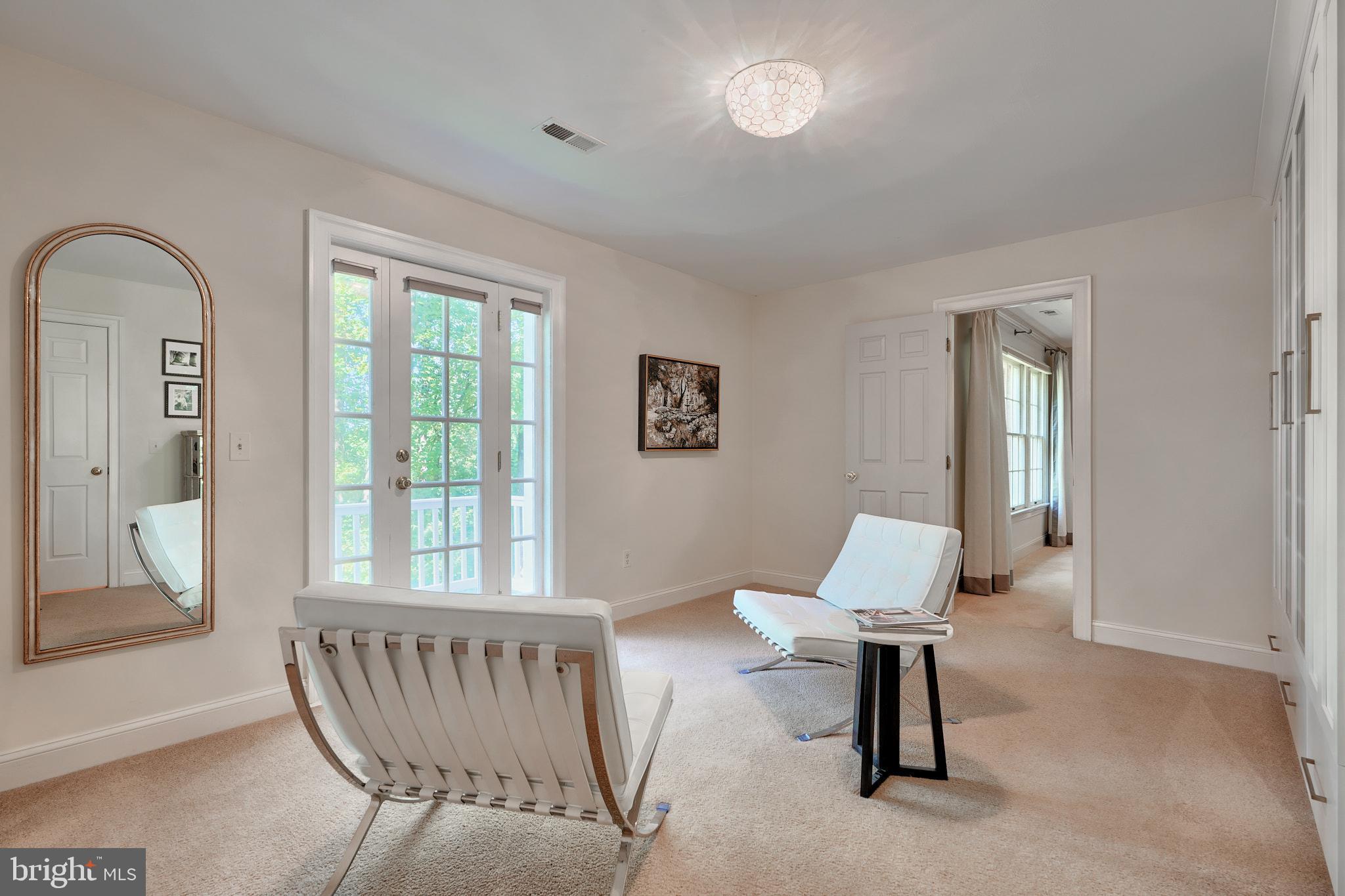 LAURELFORD - Residential