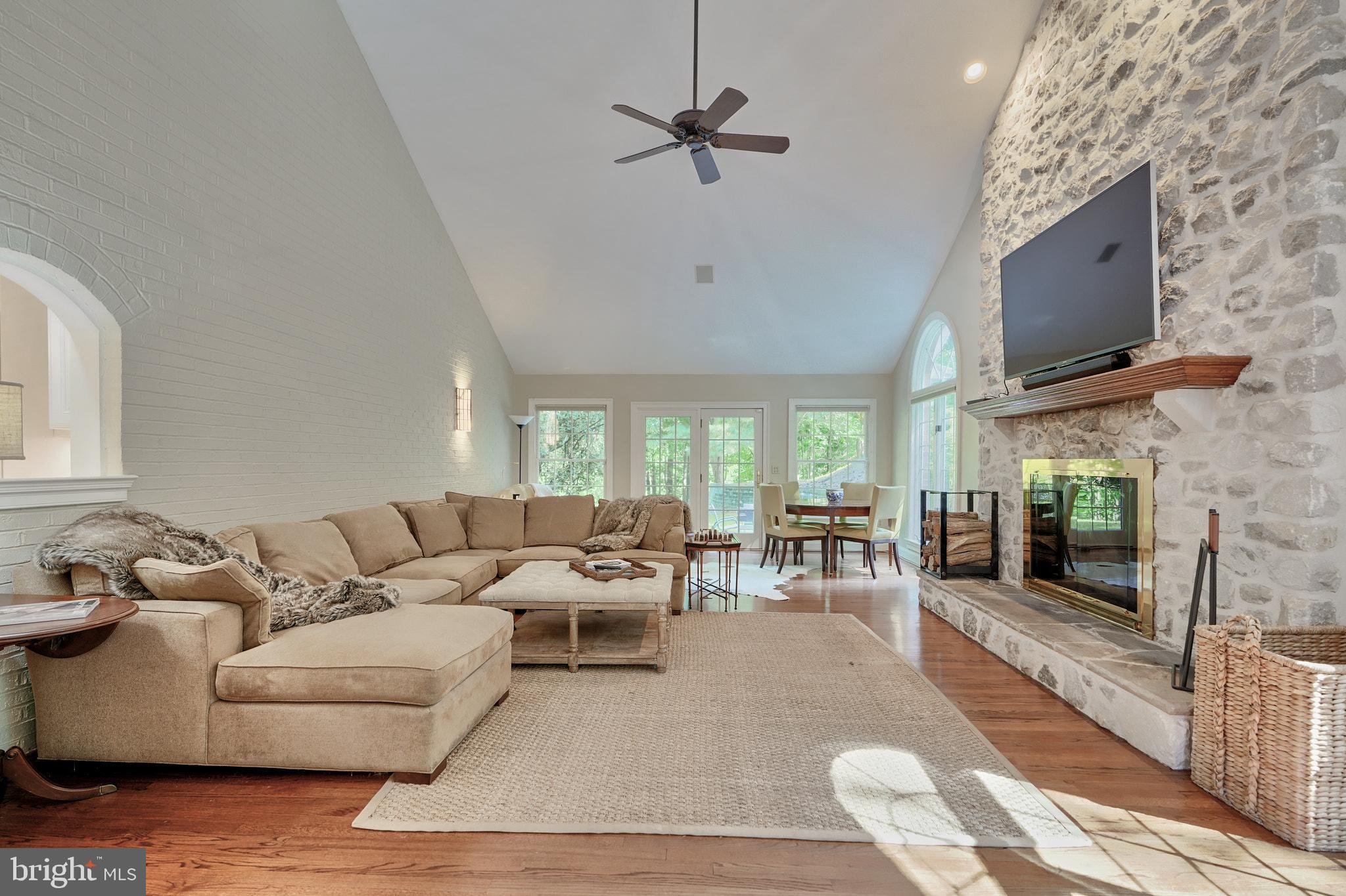 LAURELFORD - Residential