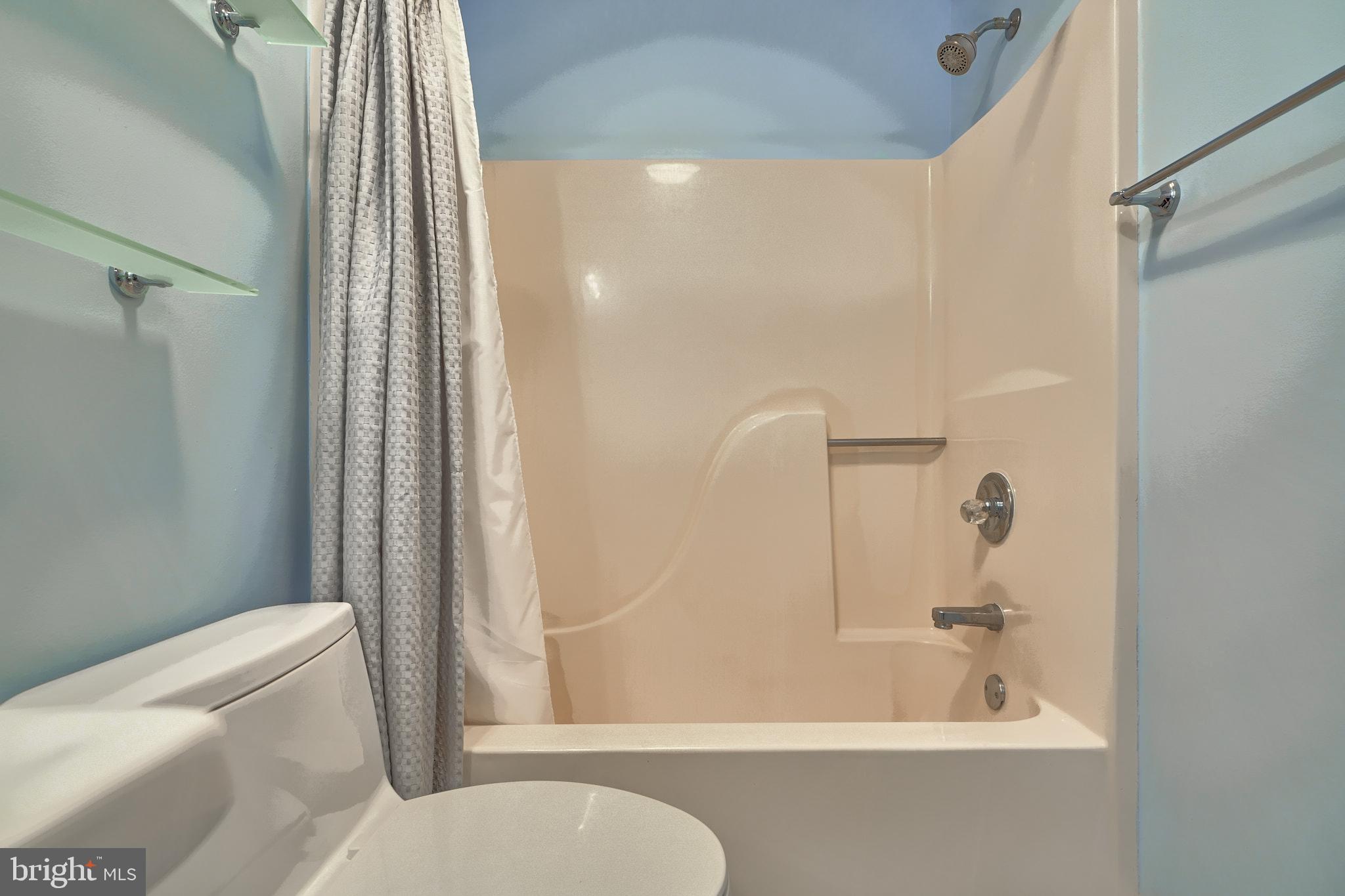 LAURELFORD - Residential