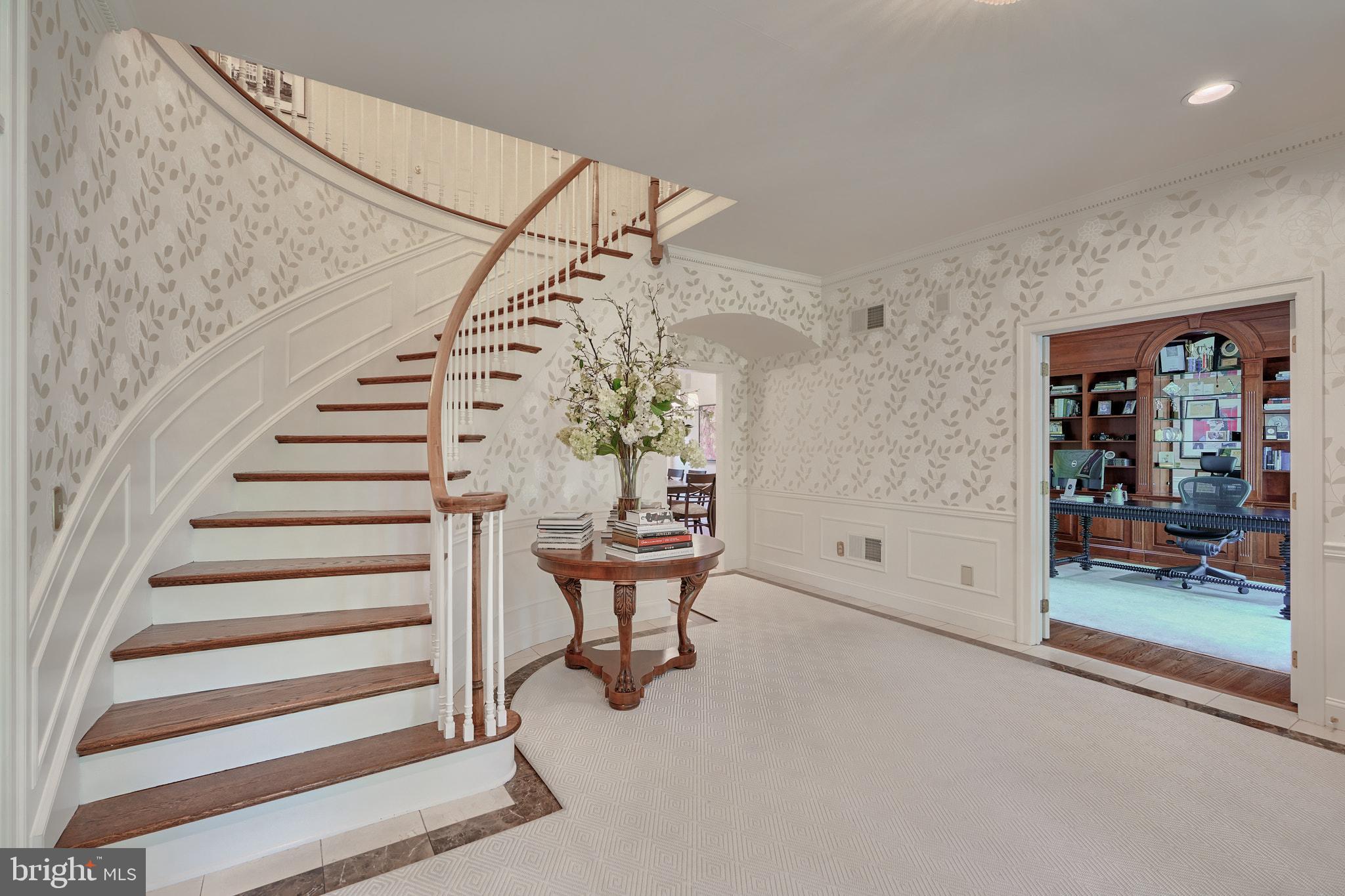 LAURELFORD - Residential