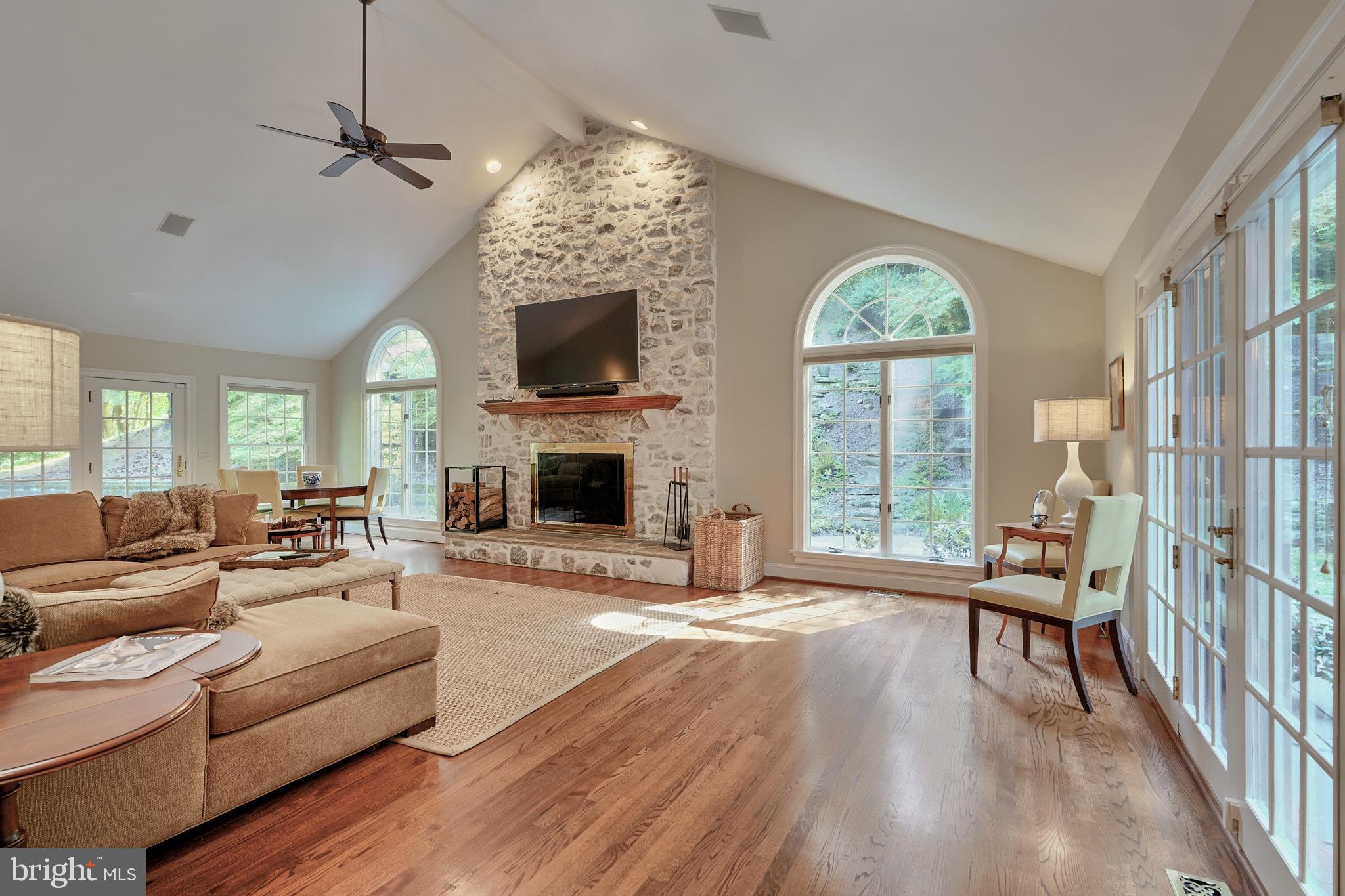 LAURELFORD - Residential