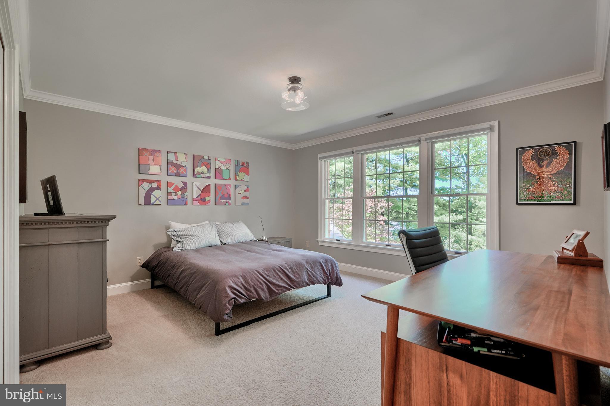 LAURELFORD - Residential