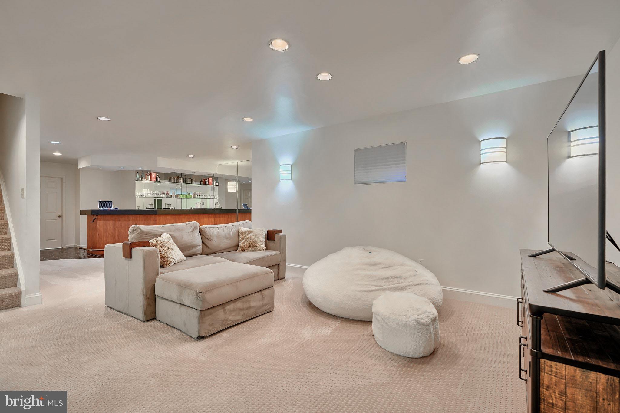 LAURELFORD - Residential