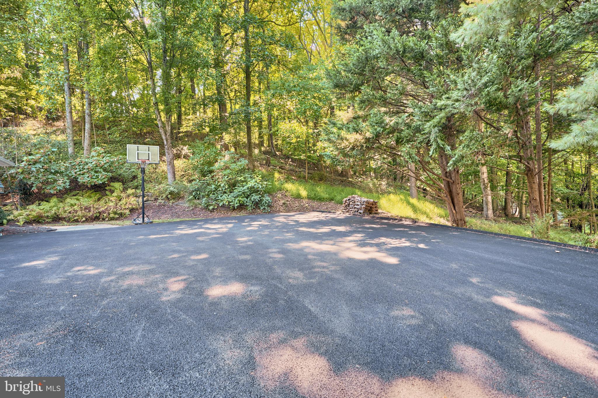 LAURELFORD - Residential