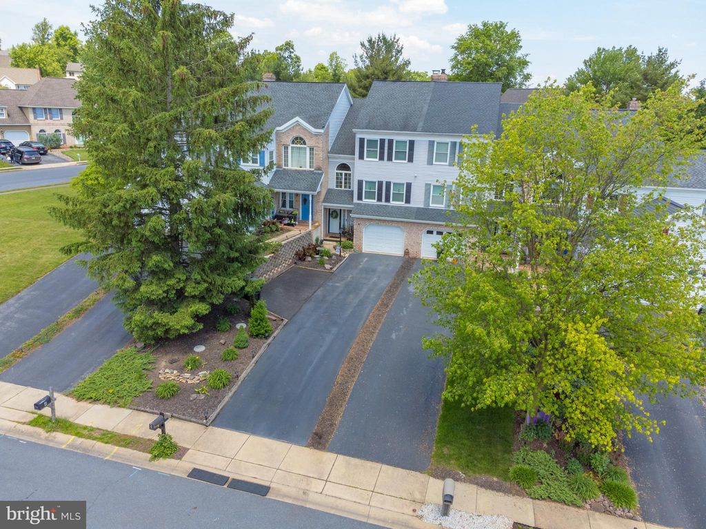 Photo of 6 Heron Drive, Denver, PA 17517 (MLS # PALA2051814)