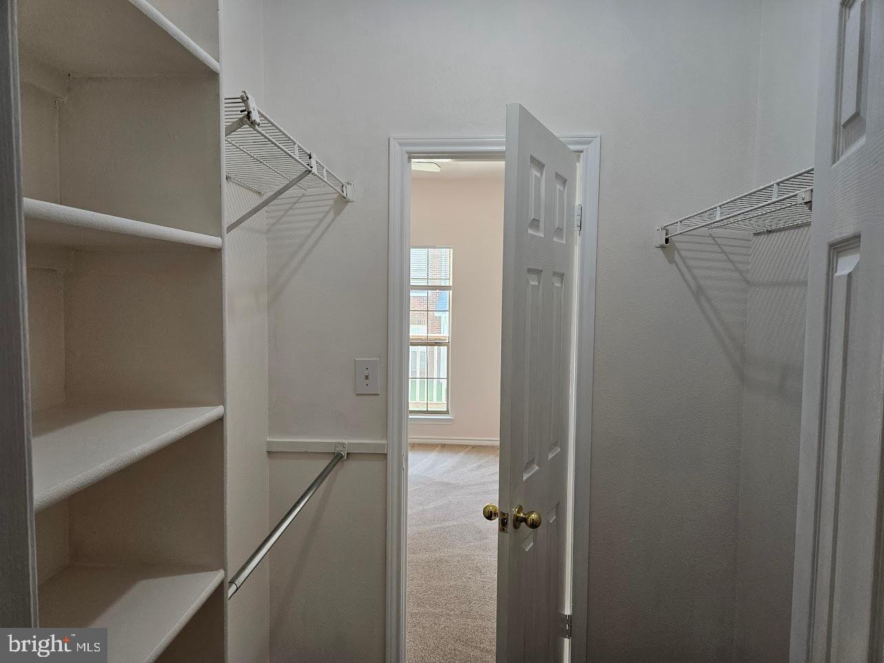 PENDERBROOK SQUARE CONDOMINIUMS - Residential Lease