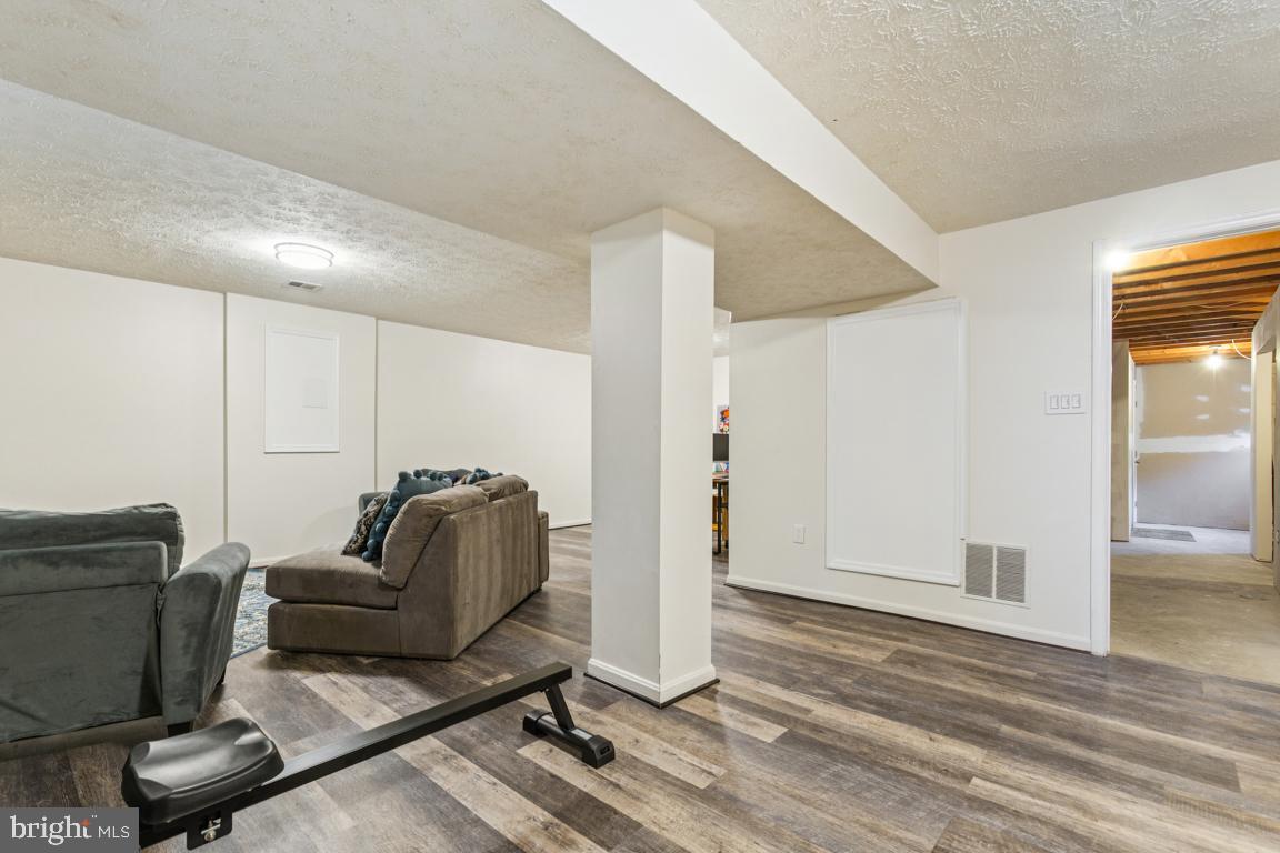 CLINTON VIEW - PLAT ONE - Residential