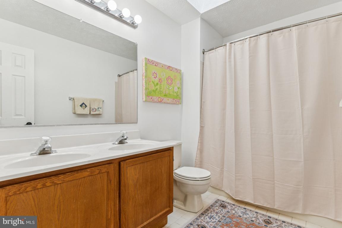 CLINTON VIEW - PLAT ONE - Residential