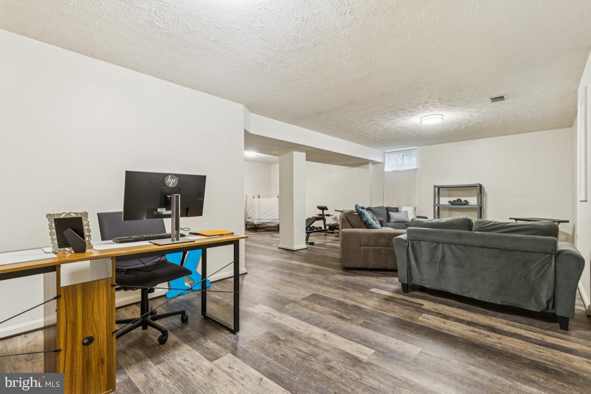 CLINTON VIEW - PLAT ONE - Residential