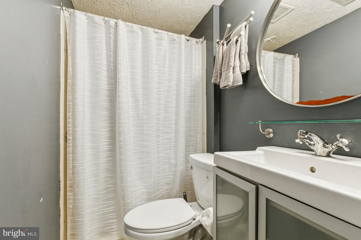 CLINTON VIEW - PLAT ONE - Residential